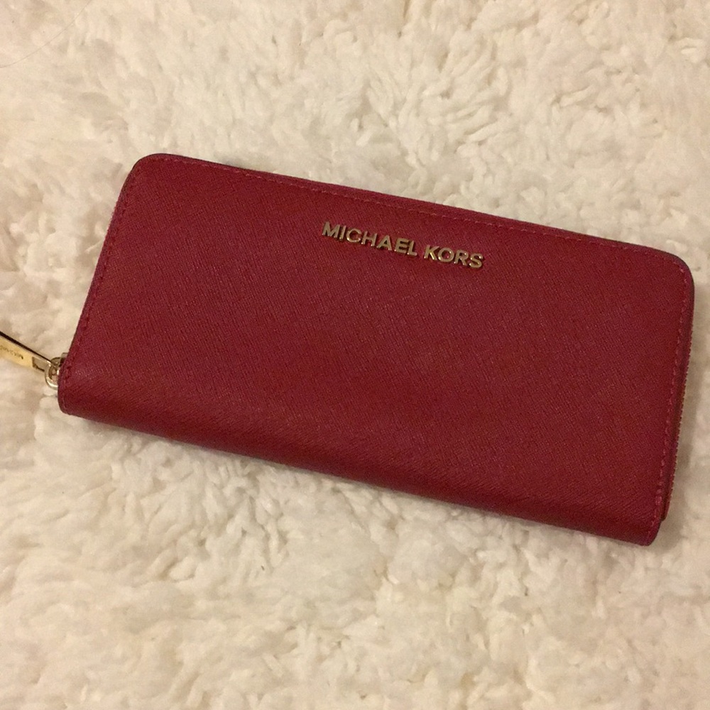 Michael Kors Wallet - Cherry 🍒